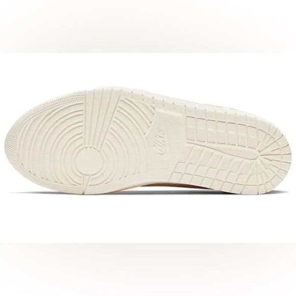 New Air Jordan 1 Low Slip-On 'Desert Ore' AV3918-200 Women’s Size 12 - Picture 4 of 4